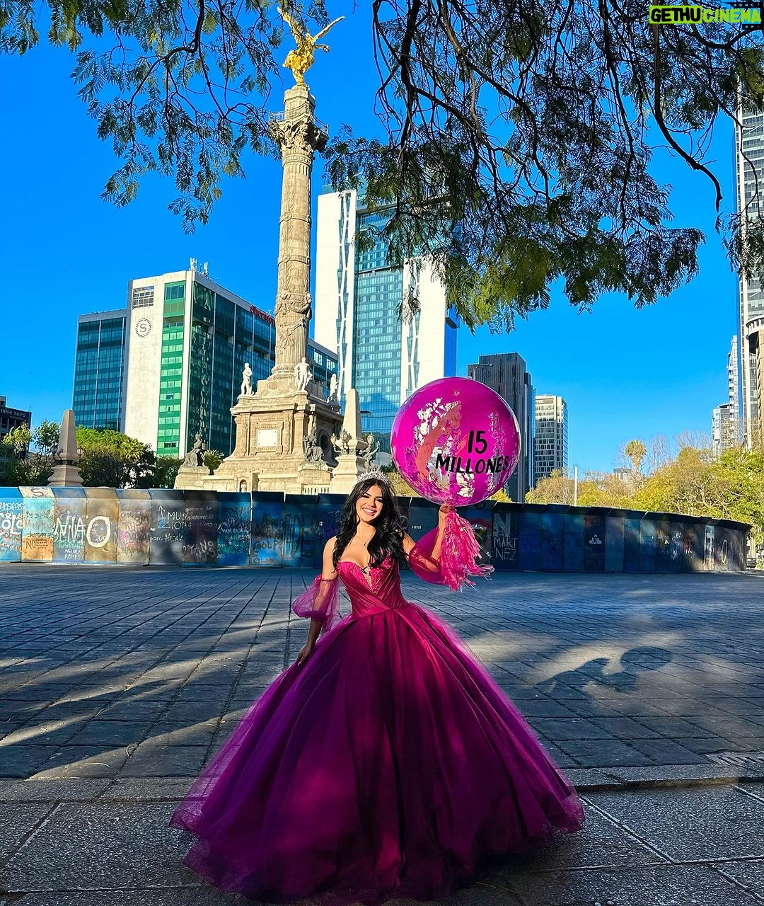Mariana Ávila - 152.3K Likes - No había podido celebrar mis 15 (millones en YouTube) como Dios manda, y hoy cumplí dos sueños, tener mi fiesta de 15 años que jamás tuve y celebrar este éxito tan grande! Miles y miles de gracias a todos los que se suscriben, a los que apoyan, comparten y están presente en cada etapa de mi vida. Los amo y siempre los llevo en mi corazón 💕🎀👸🏻