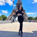 Mariana Ávila Instagram - Mon amour ✨ Paris, France