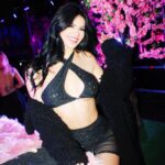 Mariana Ávila Instagram - Me pidieron mucho una foto solita en la @bresh 💕 Mexico City, Mexico