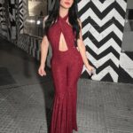 Mariana Ávila Instagram - Te amo Selena, el traje que toda mi vida había querido lucir❤️✨ (puse hasta la curita en el dedo) Buenos Aires, Argentina