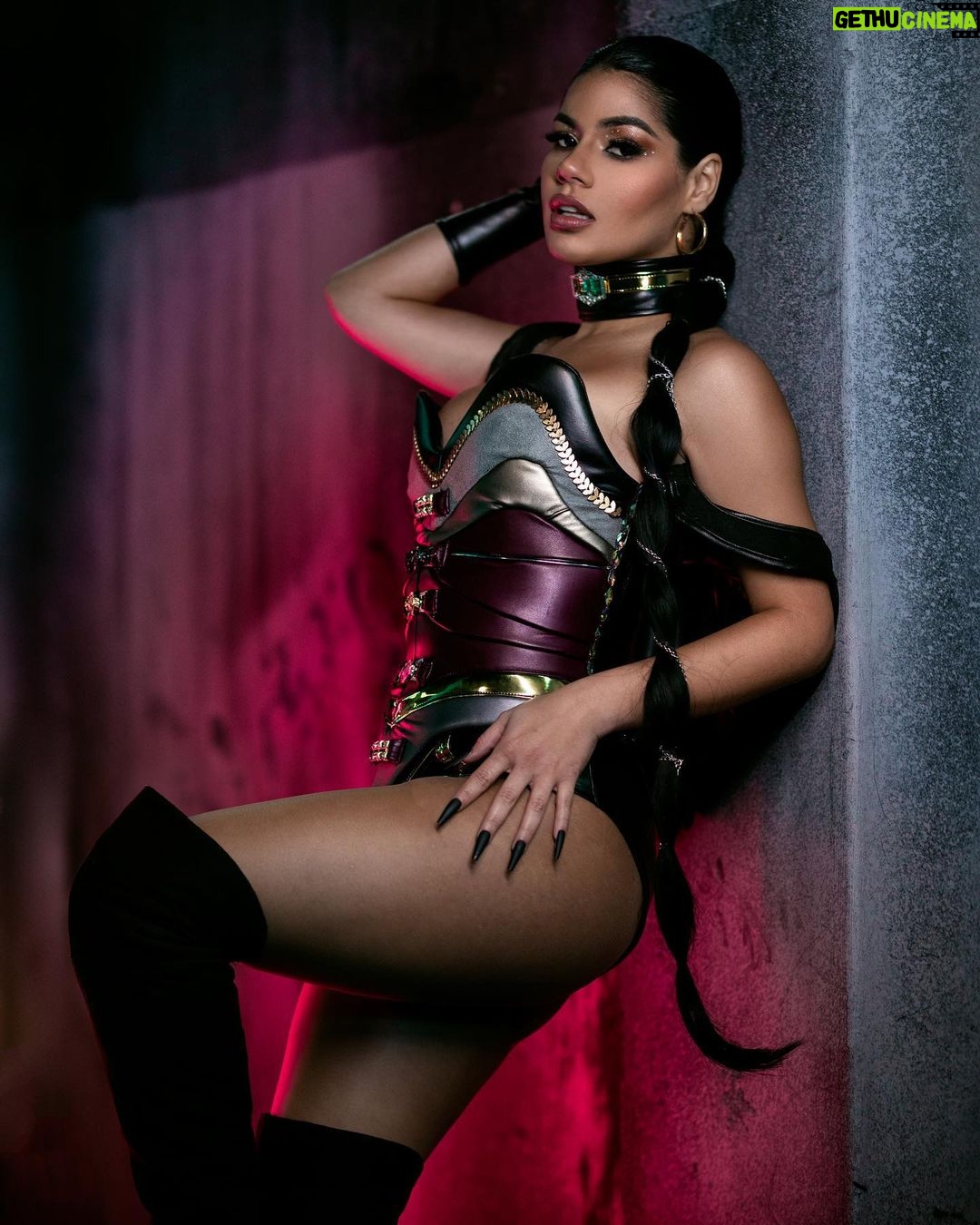 Mariana Ávila Instagram - Cuántos aquí estamos prendidos en fuego? 🔥🔥🔥😍