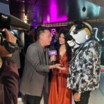 Mariana Ávila Instagram - Alfombra roja de los #peoplechoiceawards ✨✨ @eonlinelatino @peopleschoice
