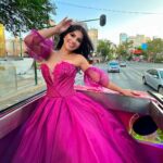 Mariana Ávila Instagram - No había podido celebrar mis 15 (millones en YouTube) como Dios manda, y hoy cumplí dos sueños, tener mi fiesta de 15 años que jamás tuve y celebrar este éxito tan grande! Miles y miles de gracias a todos los que se suscriben, a los que apoyan, comparten y están presente en cada etapa de mi vida. Los amo y siempre los llevo en mi corazón 💕🎀👸🏻 Mexico City, Mexico