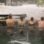 Mariana Di Girolamo Instagram – Baño de bosque y puré de castañas.