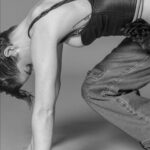 Mariana Di Girolamo Instagram - Yo solo se hacerlo, yo no se intentarlo 🌪️ @lofficielchile @paulaziegler @alina__castro @polipico