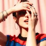 Mariana Di Girolamo Instagram - Para @jovivestuario con un equipo de mujeres hermoso. Fotografía @valpalavecino Styling @amandaych8 / @catafernandez2k Maquillaje @vanesaperez.m Joyas @m.ccsss Producción @anabellacristi / Asist @ladesastre