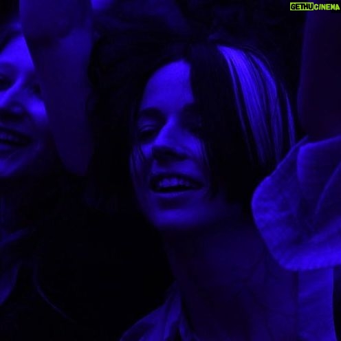 Mariana Di Girolamo Instagram - Ella es Ada y sus días dicen más o menos así… #LosImpactados de @lucia.puenzo está en las salas de cine en Argentina. En Santiago estará hasta este domingo 10 en la @cinetecanacionalcl Regálese la experiencia linda de ver cine en el cine! Pronto más fechas y funciones…⚡️