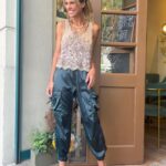 Mariana Fabbiani Instagram – “Qué wapa te ves sin tantos miedos” 
Frase que vi y me encantó en @wapacafe
¿De qué miedos te gustaría desprenderte?

Mi total look es de @rapsodiaoficial 
.
.
Y Mi team de siempre🤍 @conradoereyra  @natipelizzari_estudio  @paodblanco @vic_v88