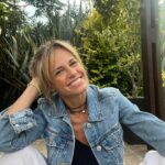 Mariana Fabbiani Instagram – Hooooola! En este último día del año quiero decirles GRACIAS a todos los que me acompañaron en este 2023. Un año muy especial, que despido agradecida y, espero, más sabia 😃. El fin de ciclo nos invita a hacer balances, ¿no? El mío da positivo porque lo termino llena de lindo amor ❤️ Así que gracias por eso a vos también, por estar siempre del otro lado en todo lo que emprendo, y por la buenas energías que dejás por acá 🫶🏻. ¡Te deseo que empieces con nuevos sueños este 2024!❤️✨