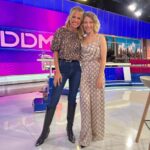 Mariana Fabbiani Instagram - Mi look de hoy ✨ Qué lindo tenerte en @eldiariodemarianaok @elenarogerreal Que linda la charla. Sos inmensa!! 🤍 Enorme artista.🙏🏻 No se pierdan Piaf!! Vale la pena. . . . Mi look @partemiaoficial @rickysarkany . . Mi team @conradoereyra @natipelizzari_estudio @justmechu @paodblanco be