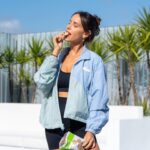 Mariana Monteiro Instagram – Abril com Sol, viagens, mudanças mas sempre com o meu snack favorito. 
Let’s goooo #findyourbalance
#herbalifenutrition #pub