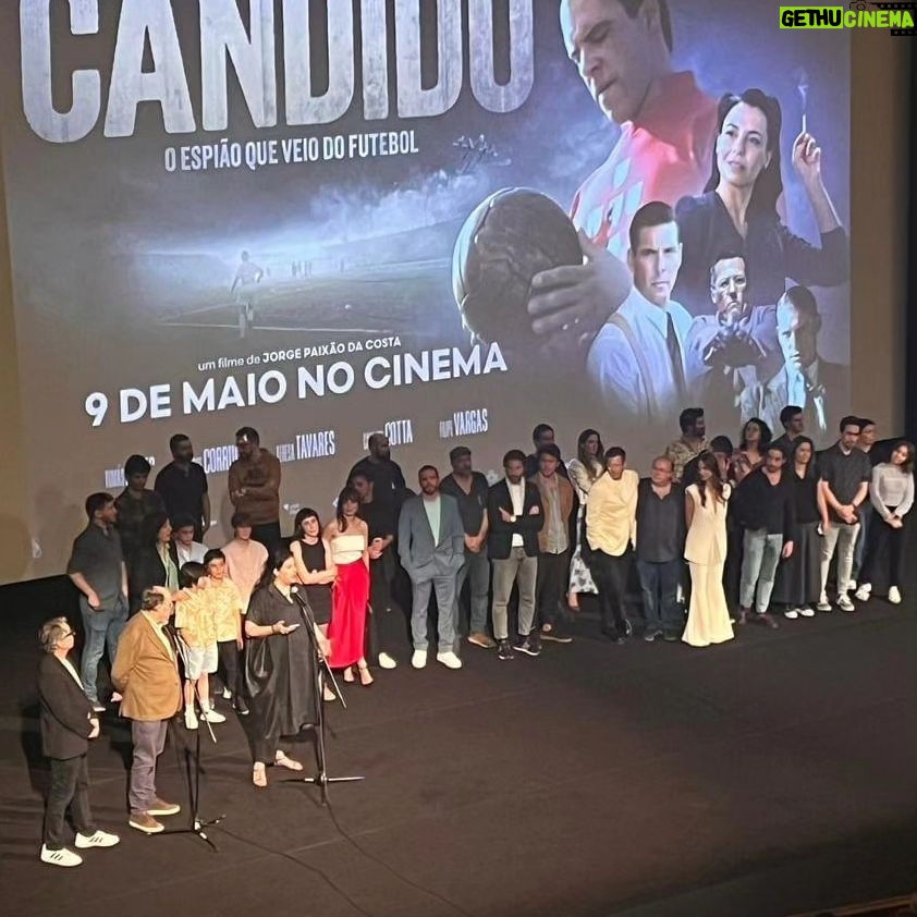 Mariana Monteiro - 3 Likes - "CÂNDIDO"
Realizado pelo extraordinário @jorgepaixaodacosta1, produção @ukbarfilmes e casting pela @patricia._vasconcelos , uma história sobre um espião que veio do futebol, chega amanhã dia 9 de Maio, às salas de cinema do país.
Muito feliz por integrar este elenco Maravilhoso!!
Vemo-nos numa sala de cinema? 🎞
@hitmanagement
Special thanks:
@mais.que.uma
Beauty @danielainacio.mua
Styling @dianarconceicao × @styledby_raquel
Look: @mango × @victoriabeckham
📷 @luismoreira.lm