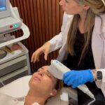 Mariana Torres Instagram - Tuvimos el placer de recibir a @torresmarianaof en CC Aesthetic.✨ Le realizamos una sesión de Ultherapy en la zona de antifaz (cejas, frente y pómulos). ¿El resultado? Un lifting natural y sin cirugía, con resultados inmediatos desde la primera sesión. 🌟 ¿Quieres ver el resultado? ¿Te gustaría experimentar los beneficios de Ultherapy? ¡Agenda tu cita con nosotros hoy mismo y descubre cómo podemos realzar tu belleza natural! 💆‍♀️✨ #CCAesthetic #Ultherapy #BellezaNatural #LiftingSinCirugía