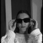 Mariana Torres Instagram - Les deseamos una feliz y muy pero muy especial navidad de parte de SUNSET GLASSWEAR ❣️✨🎄🫰🏼 LQM🌷❤️‍🔥😎 #navidad #lentesdesol #2023