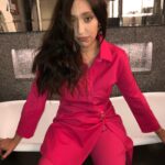 Mariana Treviño Instagram - Behind the scenes Back in New in York! 💖🏙 For @amancalledotto 💅🏻 @jeanannwilliams @jacquemus @tina_turnbow using @dior @seijinyc