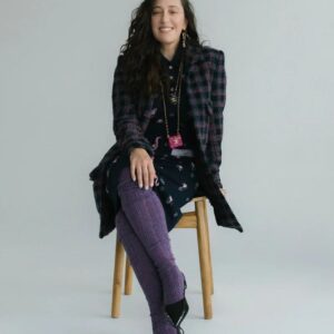 Mariana Treviño Instagram - Parecería que la carrera de Mariana Treviño (@soymtrevino) ha sido corta, su debut en la pantalla grande apenas está llegando a la década y sus inicios en teatro van solo tres años más atrás, pero en ese tiempo ha logrado una colección de personajes tan entrañables como intensos.

Por ello queremos que veas una mirada diferente, un nuevo vistazo a las otras facetas de la actriz mexicana.

Un agradecimiento especial a @audemarspiguet 

El especial digital de @lifeanstylemex ya está disponible en nuestra página oficial, el #linkinbio y mantente al pendiente de nuestras stories para descubrir más material exclusivo.

Texto: Alberto Rojas @albertodre
Fotos: Manuel Zúñiga @manuelzuniga 
Moda: Ruth Buendía @ruthbuendiap
Asistentes de moda: Alethea Zamora @aletheazam y Melanie Tenorio @d.i.v.a.t.t.i
Maquillaje: Davo Sthebané @davosthebane 
Asistente de maquillaje: Anna Mortera @annamortera_makeup 
Peinado: Octavio León @octavioleon 
Uñas: Loretta Hamui @lorettacoffeenails
Editor general: Pedro Aguilar @pmaguilarr
Locación: @blancostudio__

#MarianaTrevino #AudemarsPiguet #LifeAndStyle