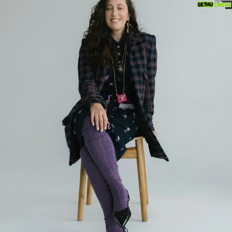 Mariana Treviño - 12.2K Likes - Parecería que la carrera de Mariana Treviño (@soymtrevino) ha sido corta, su debut en la pantalla grande apenas está llegando a la década y sus inicios en teatro van solo tres años más atrás, pero en ese tiempo ha logrado una colección de personajes tan entrañables como intensos.
Por ello queremos que veas una mirada diferente, un nuevo vistazo a las otras facetas de la actriz mexicana.
Un agradecimiento especial a @audemarspiguet
El especial digital de @lifeanstylemex ya está disponible en nuestra página oficial, el #linkinbio y mantente al pendiente de nuestras stories para descubrir más material exclusivo.
Texto: Alberto Rojas @albertodre
Fotos: Manuel Zúñiga @manuelzuniga
Moda: Ruth Buendía @ruthbuendiap
Asistentes de moda: Alethea Zamora @aletheazam y Melanie Tenorio @d.i.v.a.t.t.i
Maquillaje: Davo Sthebané @davosthebane
Asistente de maquillaje: Anna Mortera @annamortera_makeup
Peinado: Octavio León @octavioleon
Uñas: Loretta Hamui @lorettacoffeenails
Editor general: Pedro Aguilar @pmaguilarr
Locación: @blancostudio__
#MarianaTrevino #AudemarsPiguet #LifeAndStyle