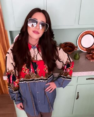 Mariana Treviño Instagram - Trabajando en Domingo 😆🤙🌵✨