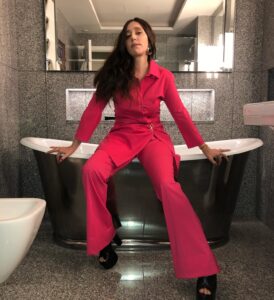Mariana Treviño Instagram - Behind the scenes Back in New in York! 💖🏙 For @amancalledotto 💅🏻 @jeanannwilliams @jacquemus @tina_turnbow using @dior @seijinyc