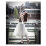 Marianela Núñez Instagram - Feliz día Internacional de La Danza…. ✨ Por siempre agradecida por todo lo que la danza me y nos brinda Por siempre comprometida para adorarla y respetarla 🤍 Foto @mariahelenabuckley