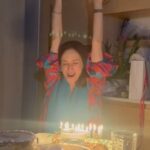 Marianela Núñez Instagram - 🥳🎉🎂 @dani.hernandez83 @saraleonorstudio y @aja.andro me estoy riendo sola con sus comentarios 🤣🤣🤣 “la cuarta copa” 🤣🤣🤣 y “deseos muy prolijos”