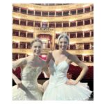 Marianela Núñez Instagram – Amiga ✨😌🤍 @mariacelestelosa 
Que teatro maravilloso @teatroallascala 😍
