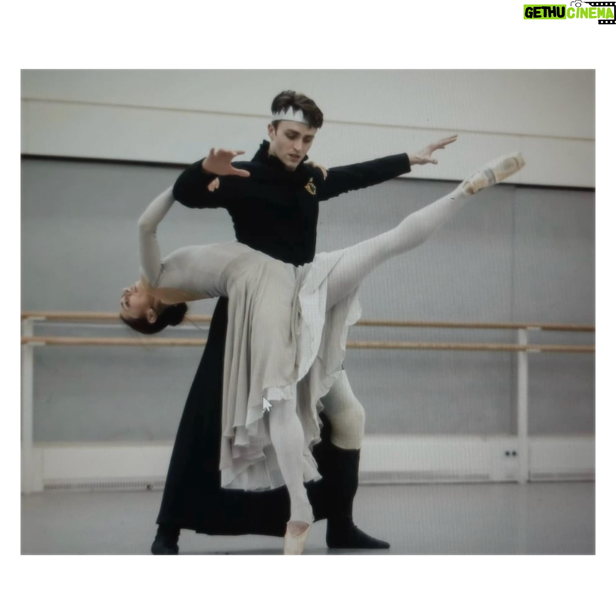 Marianela Núñez Instagram - Tonight The Winter’s Tale at the ROH ✨ Photo @hungermagazine