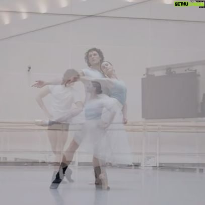 Marianela Núñez Instagram - Giselle avec @humarchand ✨🤍😌🙏🏻 Video @dancersdiary