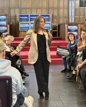 Marianne Williamson Instagram - There is no platform for political conversation like a Presidential campaign. The hours I spent talking to eager, decent, intelligent people - so noble when called to be and so willing to make a change - put a light in my heart that will illumine my life forever. How I hope those experiences did the same for them. We didn’t just talk. We shared dreams and reflections of a better world. In the end, how very grateful I am. Despite the ugliness of modern politics, for those hours, and for those experiences, I would do it all again.