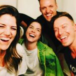 Marie Avgeropoulos Instagram - .....when you’re laughing so hard you look at the person and laugh again 😃❤️@chelseaswisher.hair.arbonne @morganangeleno @williamrealtor #squad #friends ❤️only missing ❤️@amysunday ❤️@jakelingo ❤️Marieavgeropoulos