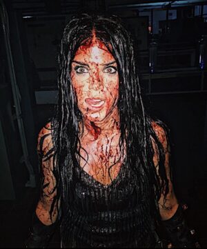 Marie Avgeropoulos Instagram - I think it’s important to look coiffed on television .... said Octavia never . 🙄 Getting ready for tonight’s episode by bathing in Ketchup . #the100 #octaviablake  #onsetsnaps @cw_the100 @warnerbrostv