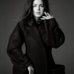 Marie Avgeropoulos Instagram – Good news is in the rear view coming soon stay tuned 💃🏻🤔 Can you guess ? 
.
.
.
.
.
.
.
.
.
.

Photo @richard_knapp
Hair
@richardmarin
Makeup 
@garret_gtgervis
@petercohenofficial
Jewels
@alanfaye #fashion #film #blackandwhitephotography