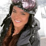 Marie Avgeropoulos Instagram - Helmet hair don’t care 🏂❤️✌🏼#whistler #pow