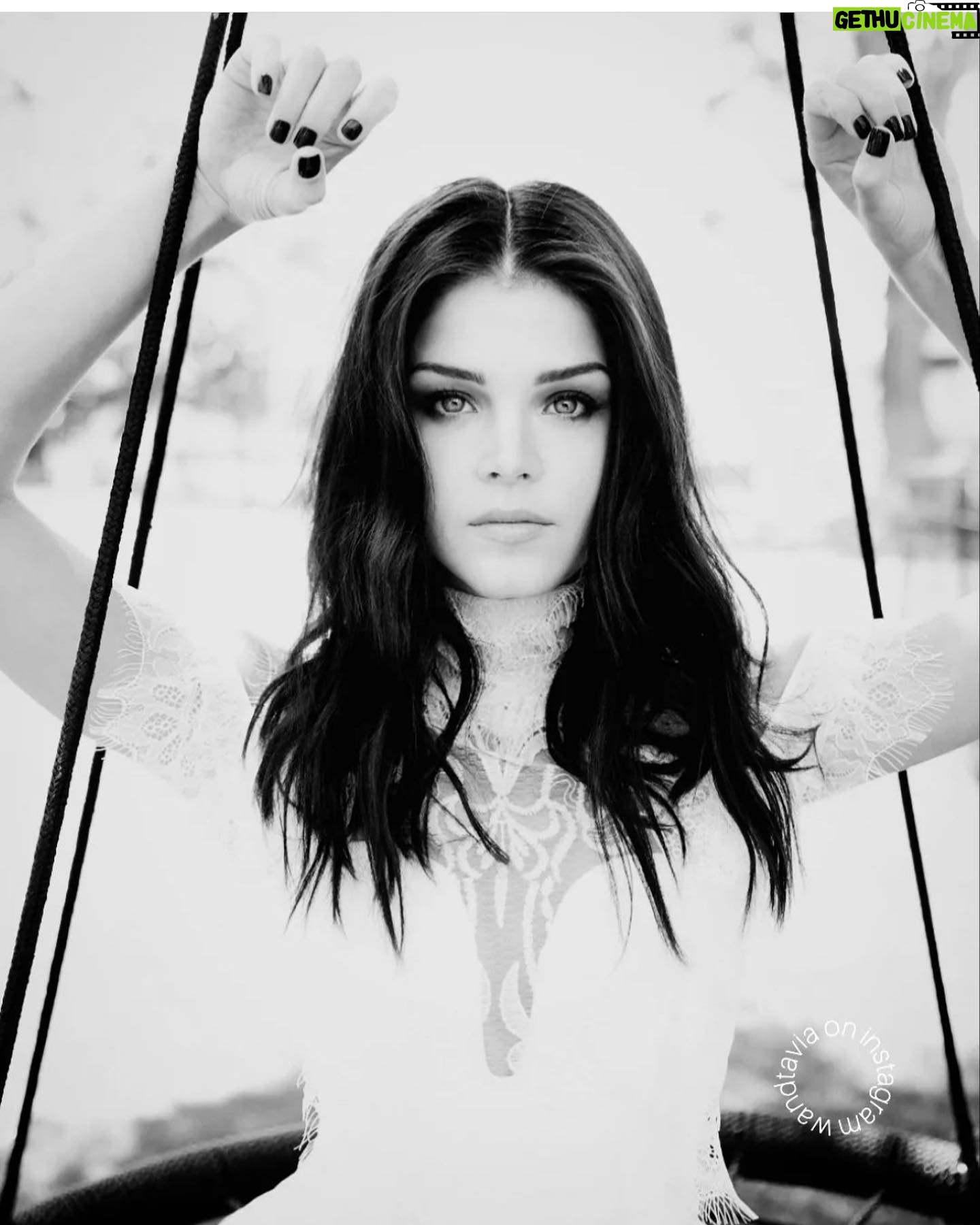 Marie Avgeropoulos Instagram - Sometimes things are not just black and white , there is grey and - thatโs ok โค๏ธ๐ sending love out there today . . . . . . ๐ธ @tizianolugli ๐ @novakaplan