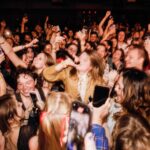 Marie Ulven Ringheim Instagram - boston you had me running a fucking marathon last night😭❤️ we just kicked off the tour and it was honestly a dream come true!!!! forever grateful i get to do this!! philly next 👩‍❤️‍💋‍👩 📸 @isakuzumaki 🌟 @goldengoose