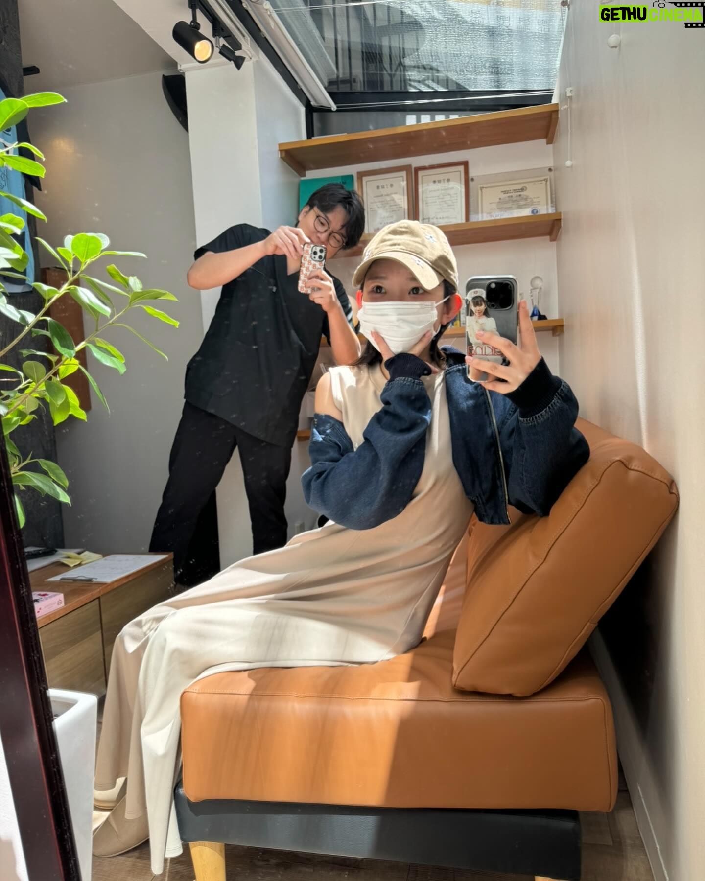 Marina Nagasawa Instagram - グラビアのお仕事前は必ず @shuhei_kenkobiyo の整骨院へ💪 その日の自分に合わせて美容目的でも治療目的でも通える最強オーダーメイド整骨院です⭐︎骨折の時もお世話になりました。笑(4枚目) 2年半ほど通っているけど、施術してもらった日はよく眠れるし次の日の体調もすこぶる良いです😴撮影前にデコルテやお腹周り施術してもらうとすごくきれいに写真に残ります🥹 そして私は生まれつき側湾症で体が歪んでいるんだけど、ちょっとずつよくなってきていて、実は身長が伸びたりもしている。笑 いつもありがとうございます🫶✨ #表参道サロン #表参道整体 #表参道 #表参道ベストトリート整骨院 #自律神経を整えよう #marichuu#nagasawamarina#まりちゅう#長澤茉里奈#gravure#gravureidle#グラビア#グラビアアイドル#japanesegirl#水着#泳裝