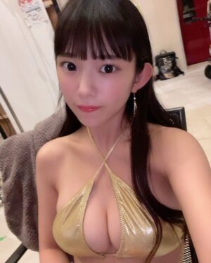 Marina Nagasawa Instagram - おはよう！お知らせです！

『Pラブ嬢～極嬢のハーレム体験～』

スマスロに引き続きパチンコでも会えることになりました☺️💗わーいわーい！
5月から全国のホールさんに導入予定です！
ご指名お待ちしております！✨

#ラブ嬢3
#GOHOUBI
#HEIWA