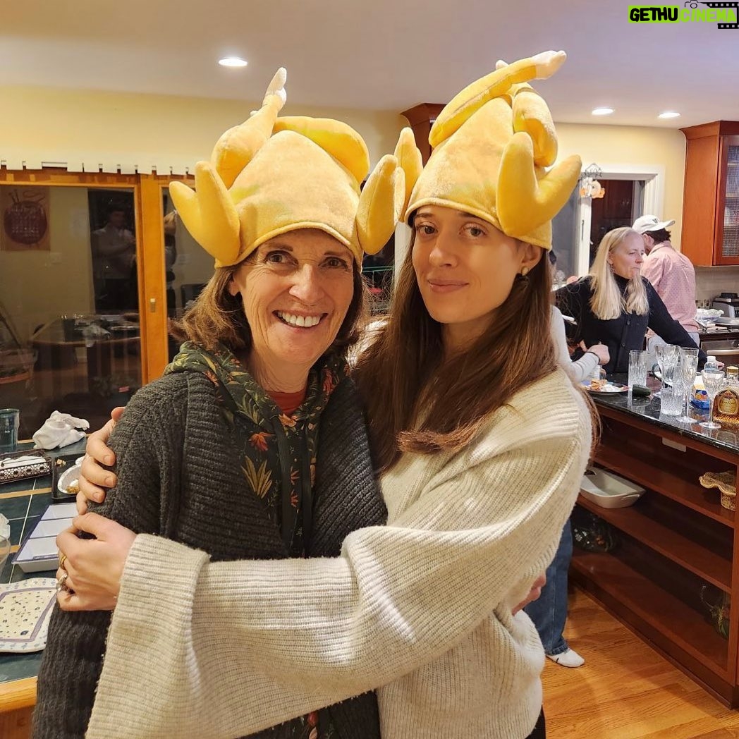 Marina Squerciati Instagram - Like mother, like daughter. #grateful #gobblegobble #turkeyhats #motherdaughter
