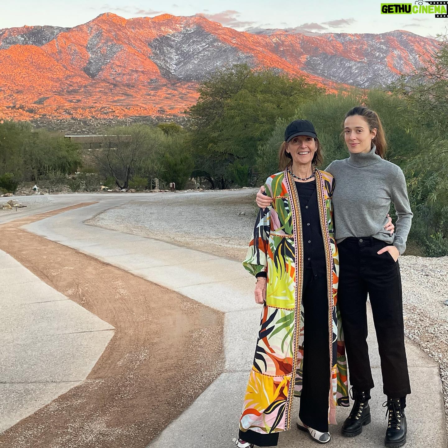 Marina Squerciati Instagram - Mother daughter trip @miravalresorts! Excuse us for a minute while we bond and zen out, BRB! π§π»ββοΈππ»ββοΈ #lifeinbalance #miravalmoments #tucsonarizona #restore #inspiration #renewal #Arizona #tusconarizona #tuscon #motherdaughterrelationship #momsrule #massage #spatime #excusemewhileirelax #yoga #miravalpartner #spalife #balancedlife #serenitynow