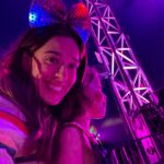 Marina Squerciati Instagram - Oh, you know, just making core memories over here. @universoulcircus #sofun #circuslife #momanddaughter #circusacts#goseelivetheatre #momsofinstagram #funthingstodowithkids #universoulcircus #circuslife #mydaughterisFEELINGIT #CANTSTOPWONTSTOP #lettherythmtakeyouover