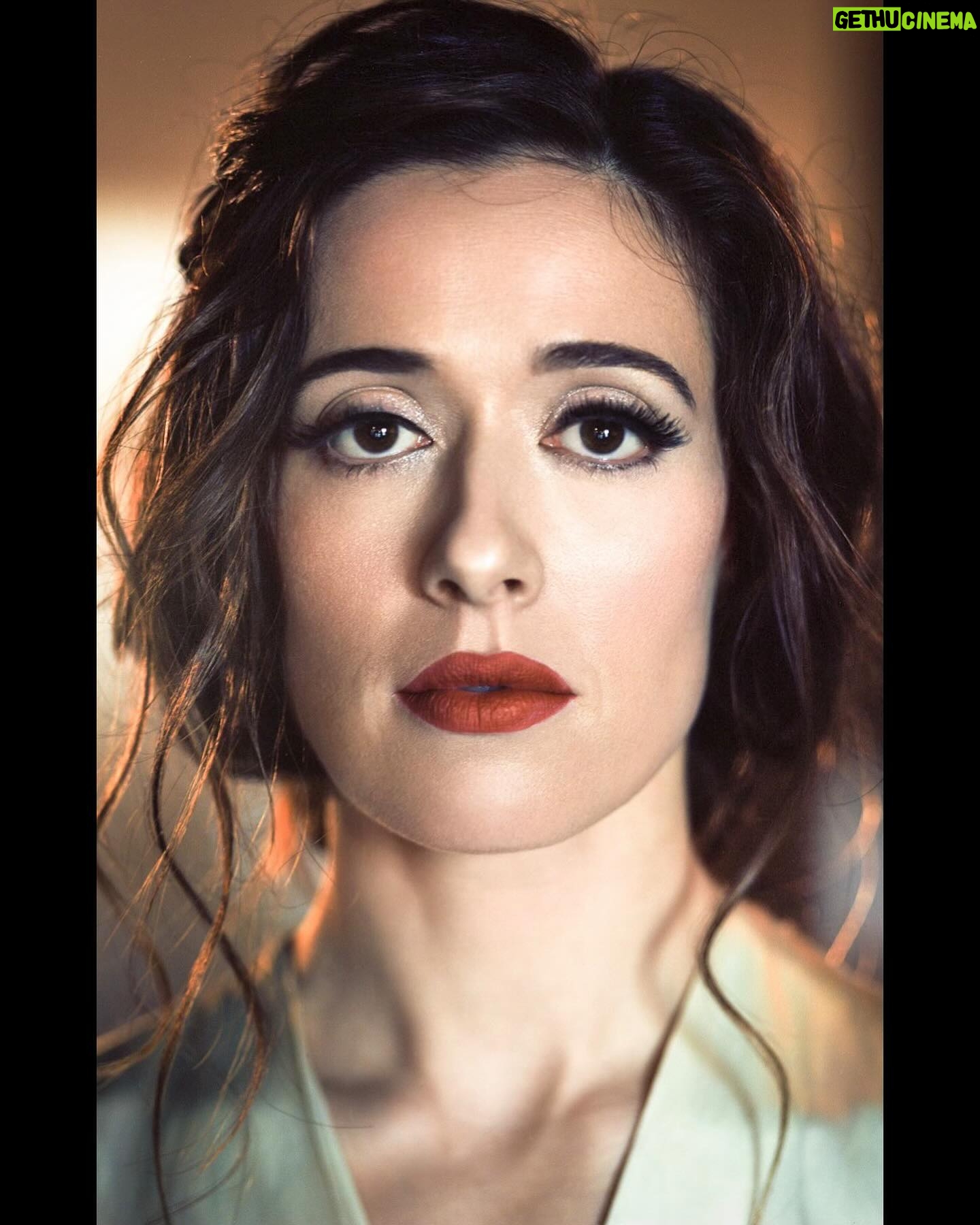 Marina Squerciati Instagram - Vintage Hollywood. Photoshoot with Ross Wood. @_ross_wood Makeup: @nesrine_2013 #photoshoot #classichollywood #oldhollywoodglamour #oldhollywoodglam #oldhollywoodstars #oldhollywood #vintagedress #vintage #classichollywood #hollywood #goldenageofhollywood #vintagehollywood #actress #cinema #classic #oldmovies #movies #classicmovies #marilynmonroe #retro #icon #silverscreen #goldenage #vintagestyle #oldhollywoodglam #glamour #blackandwhite #moviestar #photoshoot #modeling #portraitphotography #1920sfashion #1920smakeup