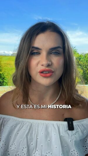 Marina Yers Instagram - Este es el vídeo MÁS importante de mi vida. Esa situación me estuvo atormentando años. Imagínate lo perdida que estaba que creía fumar veneno de sapo 🐸 en el Amazonas me iba a curar 😅

Ojalá hubiera tenido una persona en su momento que me ayudara a salir de todo eso, que me dijera el paso a paso de lo que tengo que hacer, que me abriera los ojos y que me hiciera darme cuenta de que NO TODO ESTÁ PERDIDO. 

Me equivoqué. 
Fallé a las personas de mi alrededor. Me falté el respeto a mi misma. 
Consumí hasta que toqué fondo. 

Hasta que un día dije B A S T A y emprendí un camino hacia el cambio. 
Cambié mi vida, mi entorno, mis hábitos, mi salud, mi contenido y hasta mi país de residencia. 

AHORA SOY YO QUIEN TE VA A AYUDAR A CAMBIAR TU VIDA. Construí sobre mi dolor y lo volví mi mayor aliado. Mi único objetivo con esto es evitar que otras personas pasen por lo que yo he pasado: psicosis, psiquiátricos, tratamientos de 1 año… Es mejor prevenir antes que curar ❤‍🩹 
Y puedo decir que si estás en esta situación, ya no estás solo, ahora estamos juntos.

Escribe la palabra “SALA” y me pongo en contacto contigo. 

Todos merecemos una 2 oportunidad