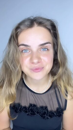 Marina Yers Instagram - Esta podría ser la historia de CUALQUIERA de nosotros. Link en la descripción si quieres que te ayude a salir de donde estás ❤️ 

#noalasdrogas #fueravicios #vidasana #mentesana