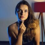 Marina Yers Instagram - La primera cosa que le diría a una chica menor de edad ❤️‍🩹 #menordeedad #virginidad #amorpropio
