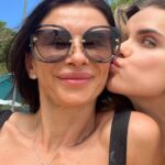 Marina Yers Instagram - GRACIAS MAMÁ por todo. No tengo palabras para describir el amor que siento por ti. Como bien he dicho, ojalá no me faltes nunca ❤️ #diadelamadre