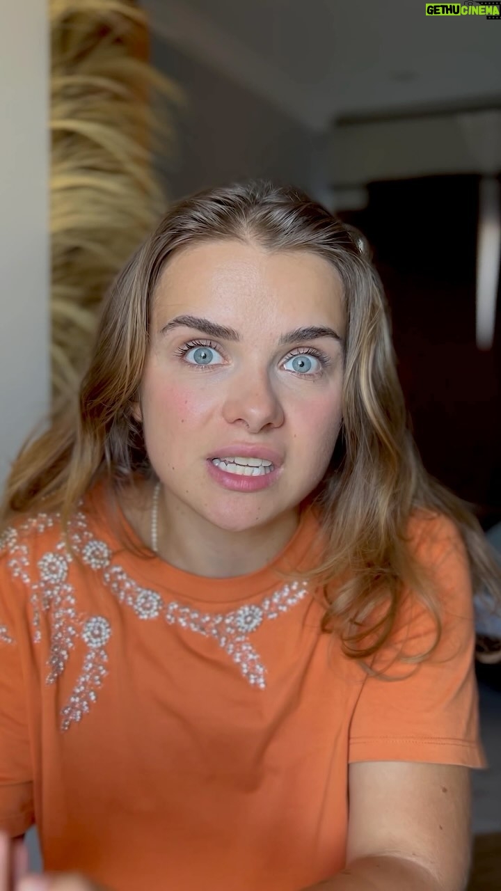 Marina Yers Instagram - Lo primero es DARTE CUENTA, si te ha pasado como a mí que de un día para otro has visto que tu vida ya no tenía sentido…. Eso solo significa una cosa: INCOMODIDAD Y la incomodidad te va a llevar por caminos diferentes. #reflexiones #reflexion #motivacion #cambiartuvida #cambiartushábitos #transformacionpersonal