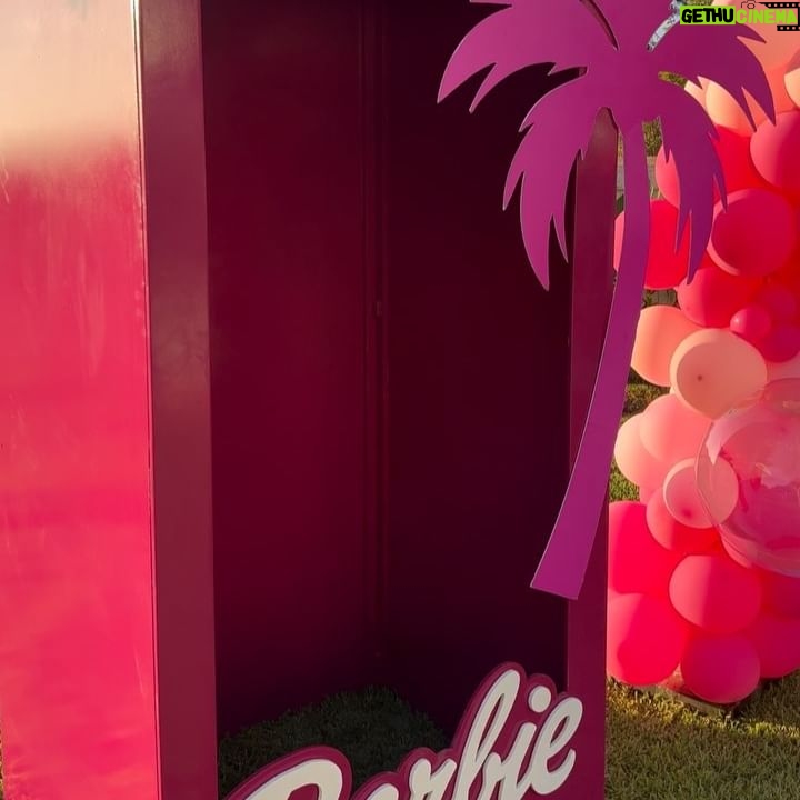 Marine El Himer - 94.1K Likes - 30 is just a number .. what a party ! It’s a wrap 🎀
Thanks to @the_sisters_event for your work 🛼
#barbie