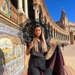 Marine El Himer Instagram – La belle andalouse 🪭
