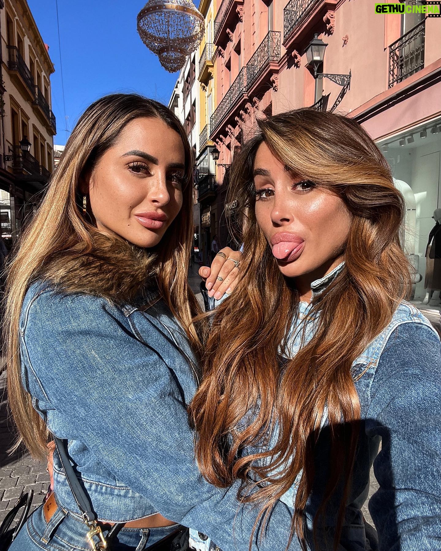 Marine El Himer Instagram - 48h à Séville avec toi 🇪🇸