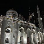 Marine El Himer Instagram - Que ce Ramadan soit celui qui guérira nos cœurs et nos âmes, Amin. A tous ceux qui souffrent en silence mais par dignité montrent un visage joyeux... Qu’Allah vous ouvrent les portes du bonheur 🤲🏽✨ #ramadan #2024